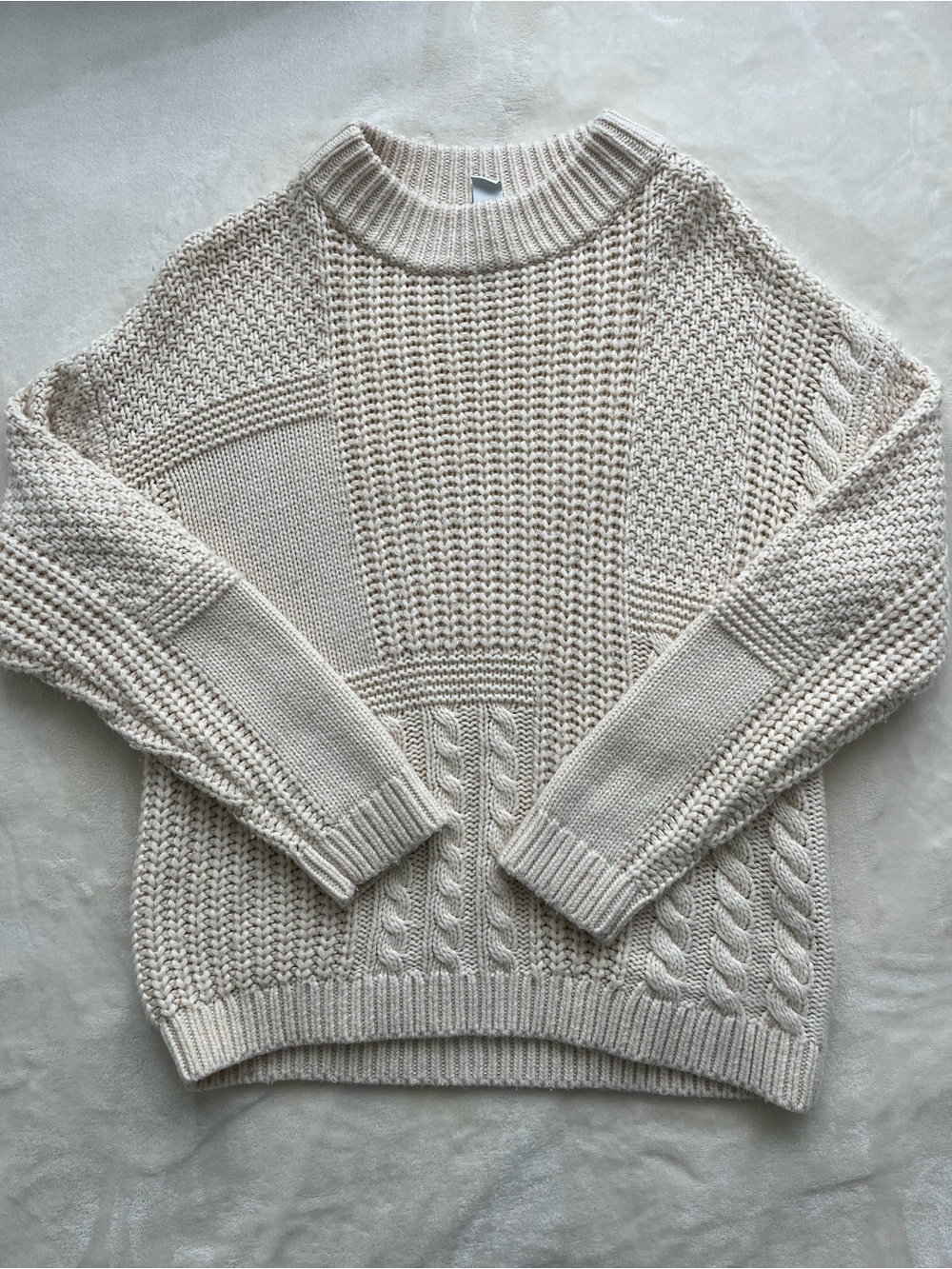 Cozy Chunky Cable Knit Sweater in Cream